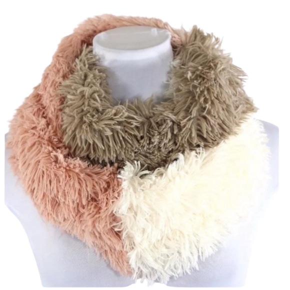 Boutique Accessories - Super Soft Furry Infinity Scarf